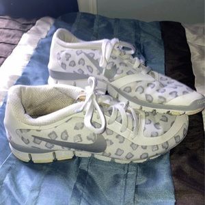 Nike 5.0 White Cheetah Print Shoes